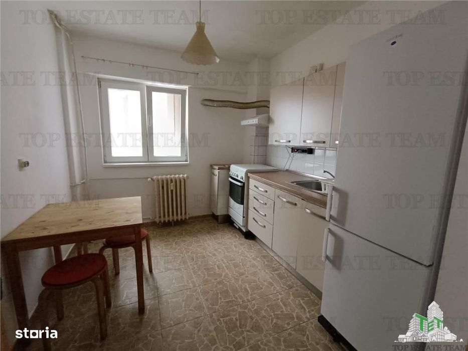 Vanzare apartament 3 camere vedere spate Ion Mihalache