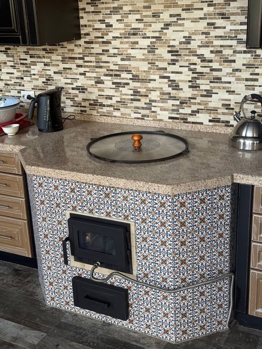 Команда мастеров СТРОИТ летние кухни,очаги,помпейские печи.