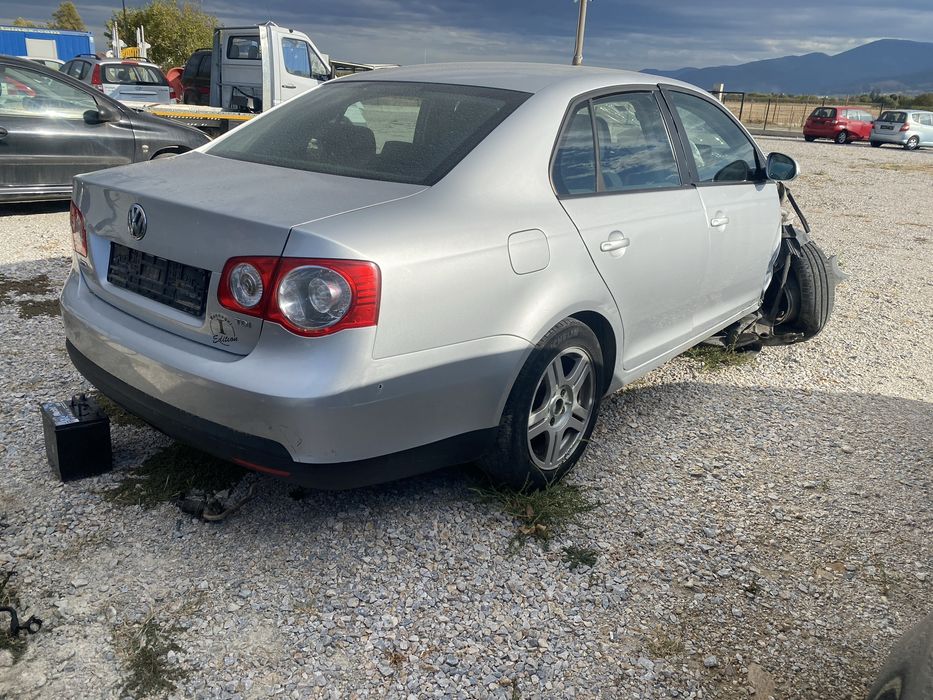Фолксваген джета 1.9TDI 105кс автоматик на части