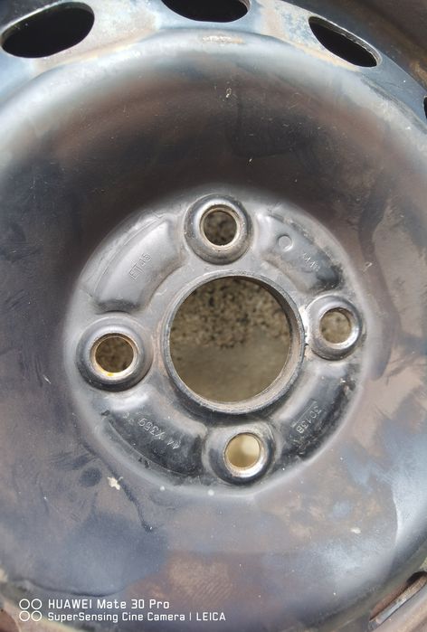 Зимни гуми + джанти honda civic VII