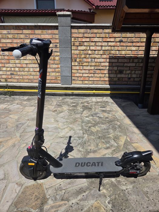trotineta electrica ducati 2 pro plus