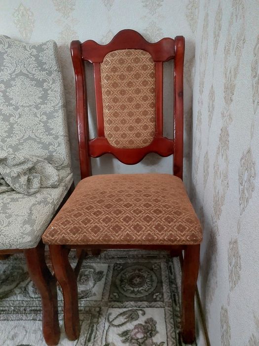 Продам стол-стулья