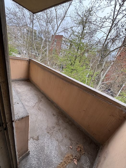 Продава се Тристаен апартамент в Плевен, Идеален център - 72 кв.м за 1389 €/кв.м - Снимка #4