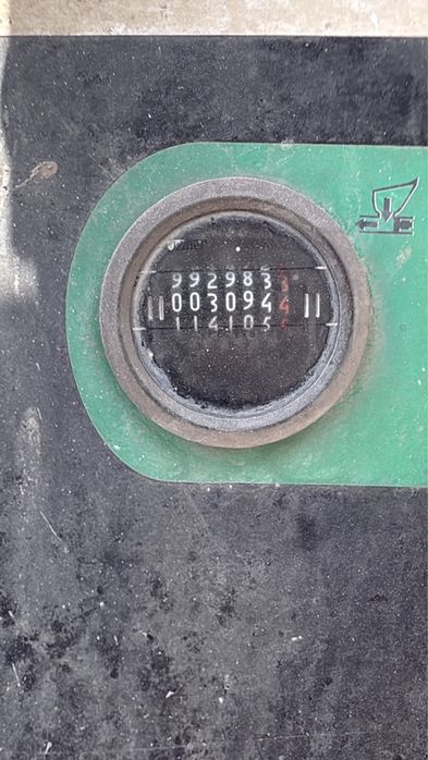 Se vinde pompa beton