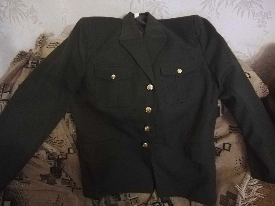 Продам Китель недорого