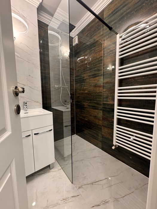 Ap cu 1 cameră, terasă spre Parcul Mara, prima inchiriere