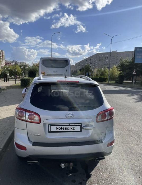 Hyundai Santa Fe 2011
