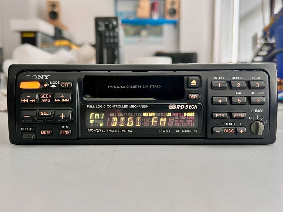 Оригинални автомобилни радио-касетофони