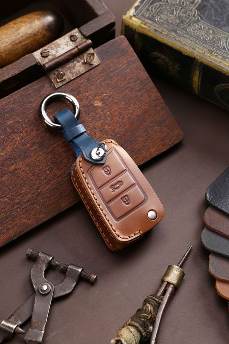 Кожен калъф за ключ VW Golf 7 Touran Skoda Octavia 3 Superb Karoq Seat