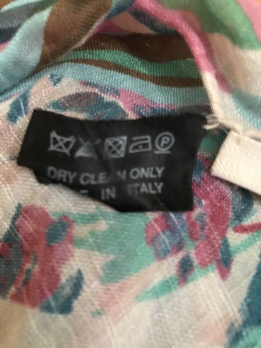 Esarfa Kenzo , autentica, impecabila , in si matase