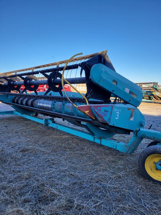 Комбайн Есиль 740 с жаткой