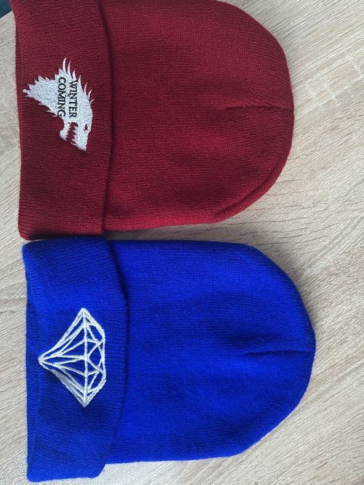 3 Новые Шапки, срочно.