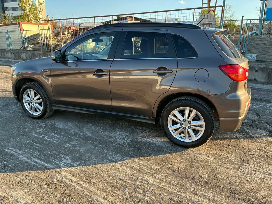 Джип Mitsubishi ASX