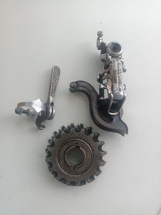 Schimbător și manetă schimbător campagnolo