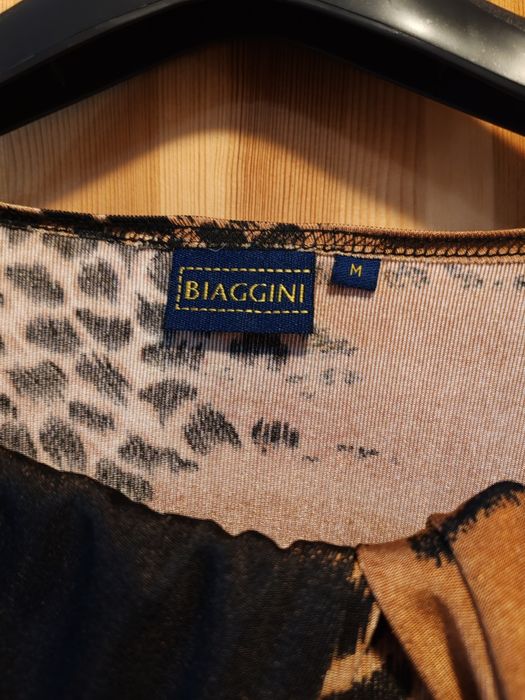 Лъскава и тигрова блуза