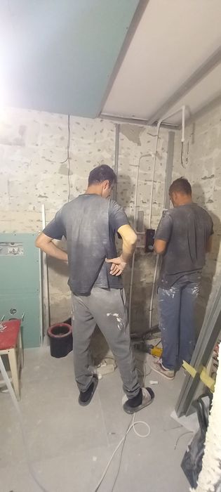 Electrician MOTIVAT /Instalator IMPLICAT / Zugrav, Faianțar