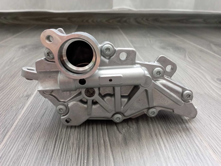 Pompa ulei Ford Transit GK2Q 6600 FA