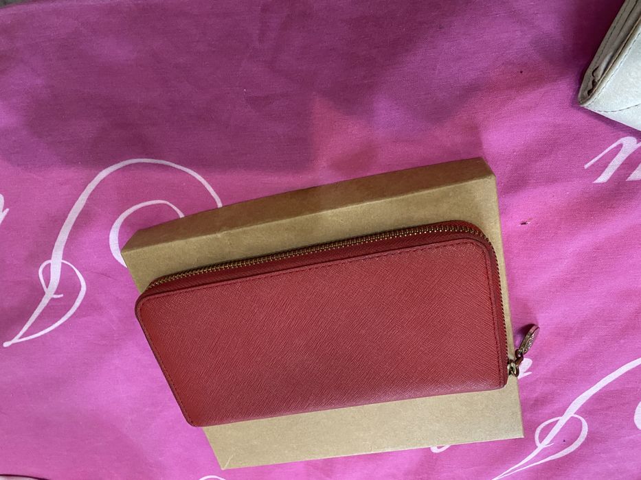 Кошелек DKNY оригинал красный кожаный