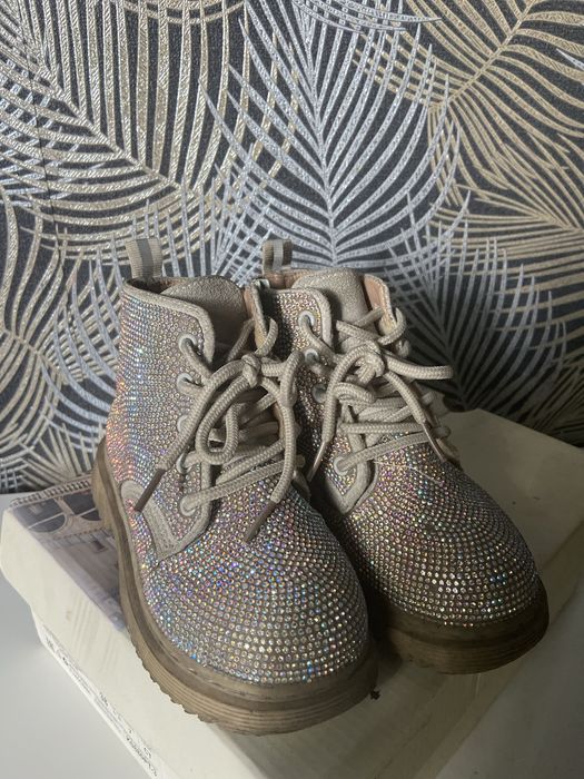 Продам ботиночки