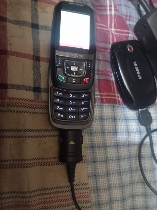 Lot 3 telefoane colecție