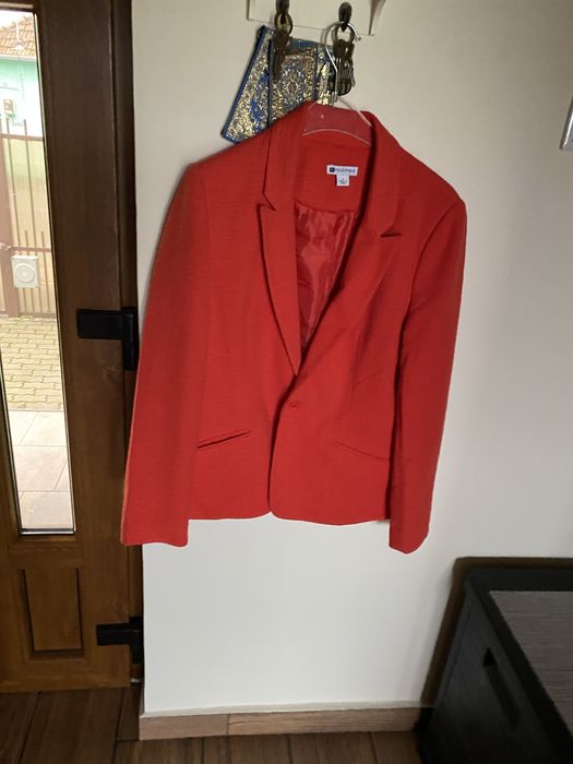 Sacou modern de culoare portocalie