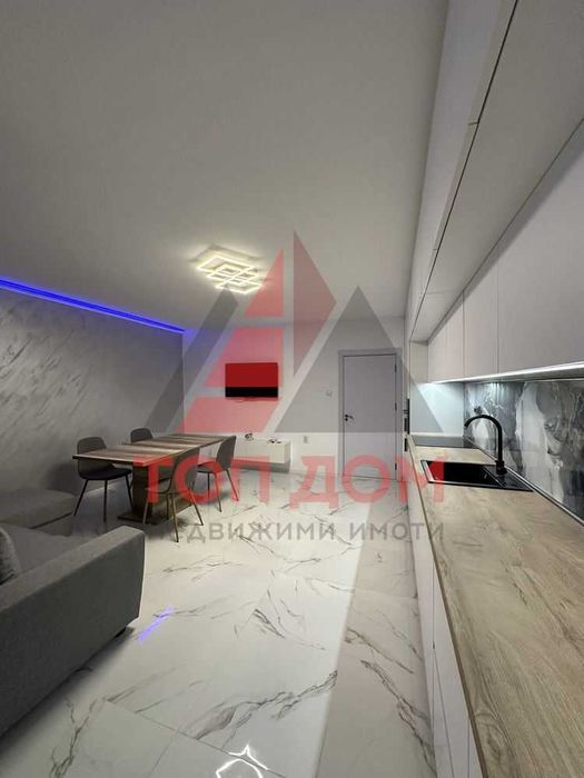 Дава се под наем Четиристаен апартамент в Варна, Възраждане 1 - 130 кв.м за 714 € - Снимка #1