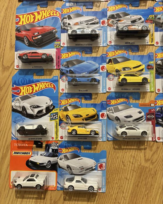 Продаю коллекцию Hot Wheels