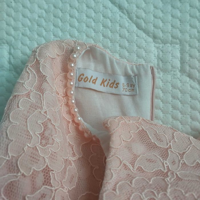 Официална детска рокля, в прасковен цвят