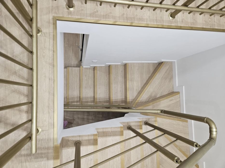 Домашен майстор, вътрешни ремонти, дърводелец