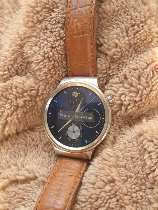 Vând ceas / smartwatch Huawei W 1