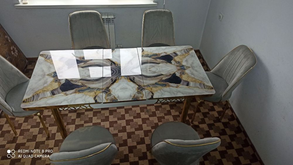 Срочно Стол стул комплект сотилади