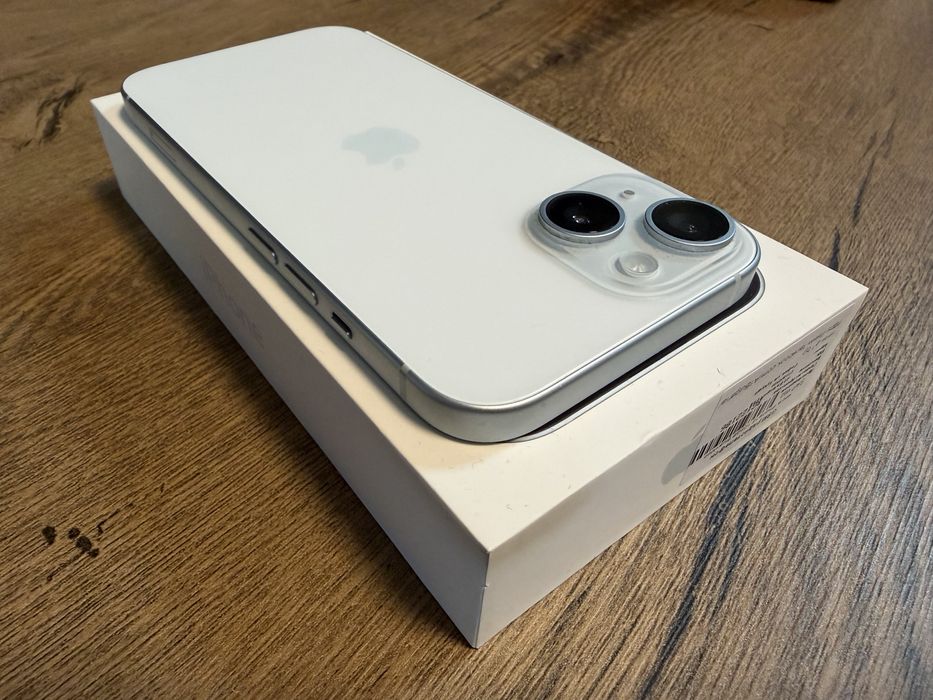 Iphone 15 blue 128gb с гаранция до 11.2026