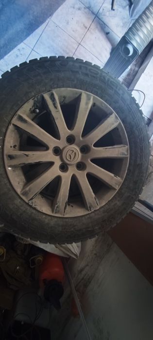 Продам комплект диски шины 215/70/17