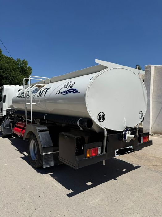 Isuzu vodavoz 2013