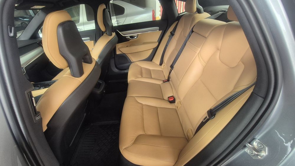 Vand Volvo S90 Momentum Plus ,2018,  D4