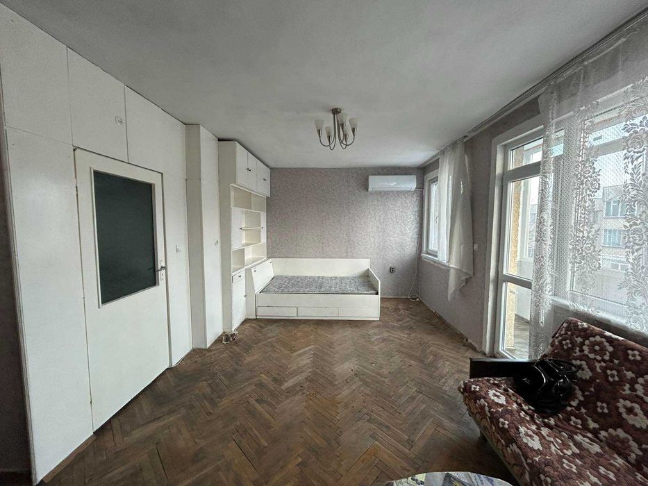 Тристаен апартамент, 89кв.м, кв. Запад, гр. Попово