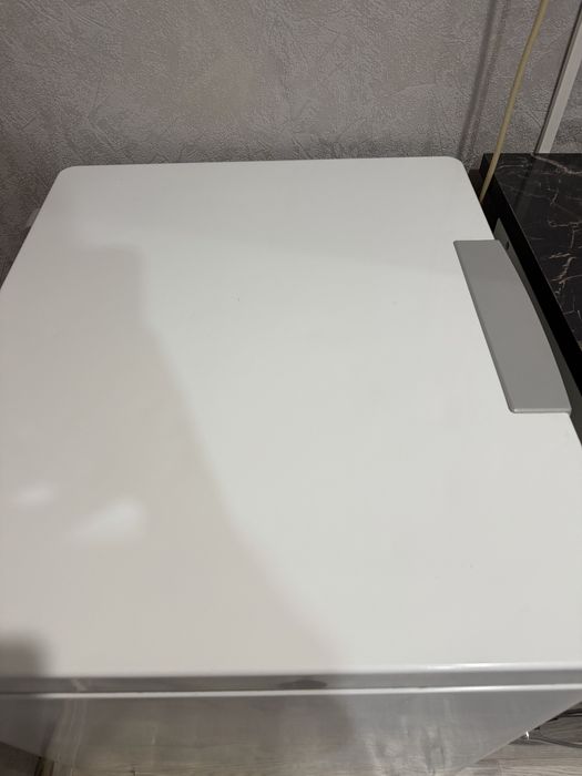 Продам морозильную камеру