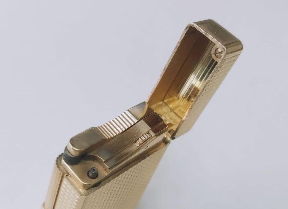 Bricheta veche S.T. Dupont Ligne 1