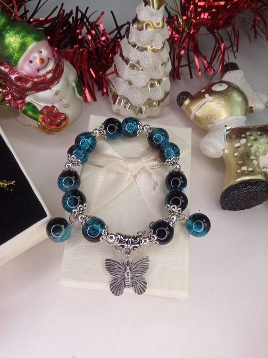 Гривна от мъниста