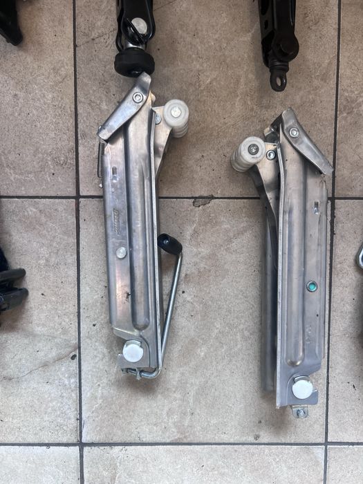 Cric auto diverse autoturisme - pret 150 lei buc