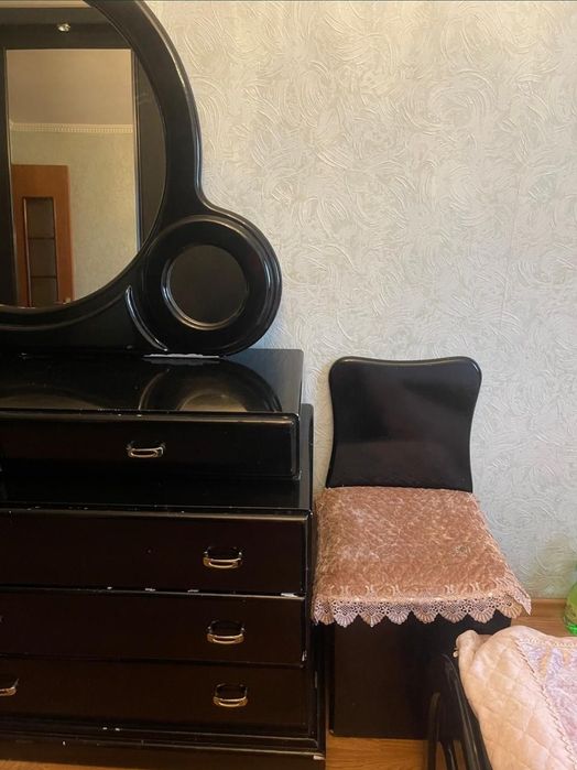 Спальня, комод, 2 тумбы