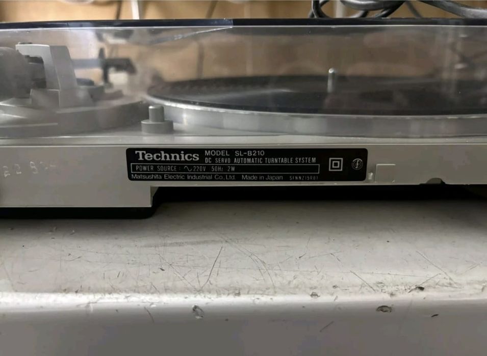 Vănd Pick-up/Pickap Technics SL-B210 și Technics SL- B2