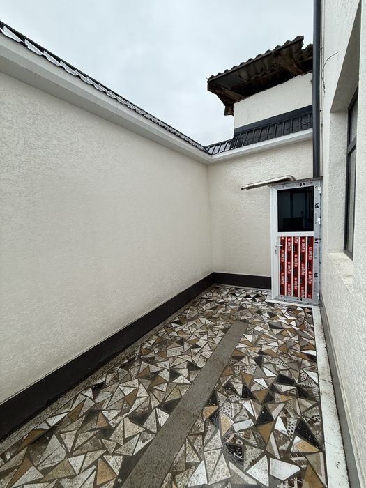 Срочно… Сергели Бобир махалла 3 соток, 8 хона