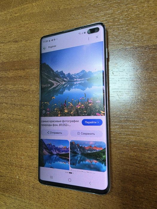 Продам телефон Самсунг S10+