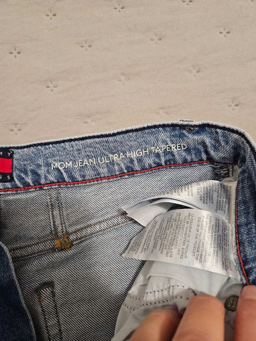 Дамски дънки Tommy Jeans