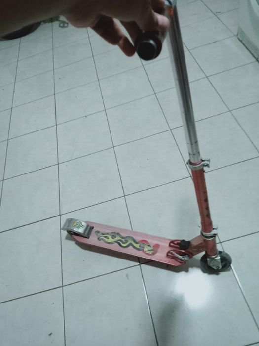 самокат но руль плохой