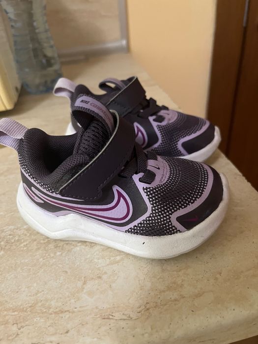 Обувки Nike за момиче