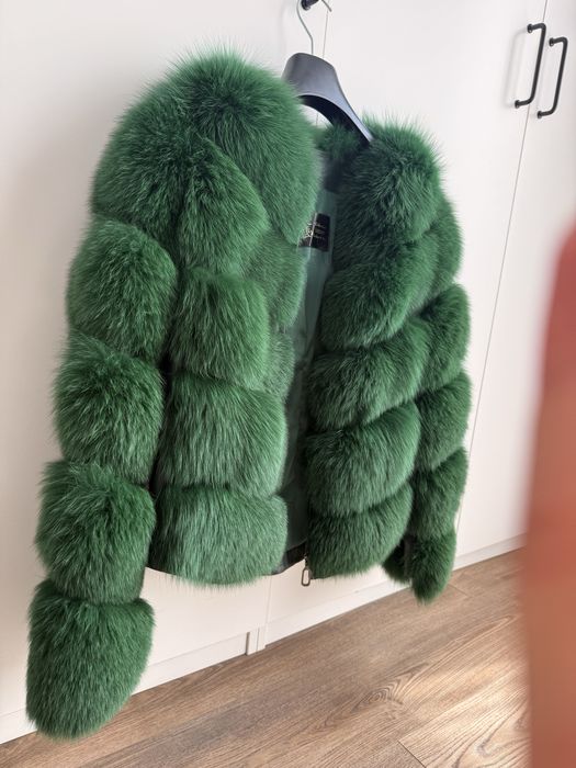 Blană naturală de vulpe verde smarald – stare impecabilă