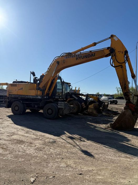 Экскаватор Hyundai R210W-7