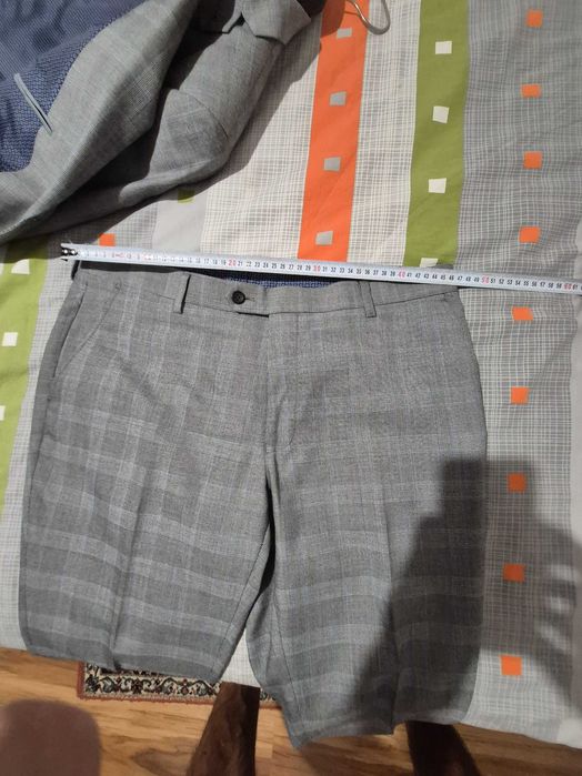 Costum barbati NEXT calitate deosebita-marimea 42R 107 cm-5 lei transportul